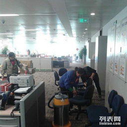 專業保潔二十年，信賴之選 開荒保潔、商務辦公、工廠學校等全方位服務與咨詢